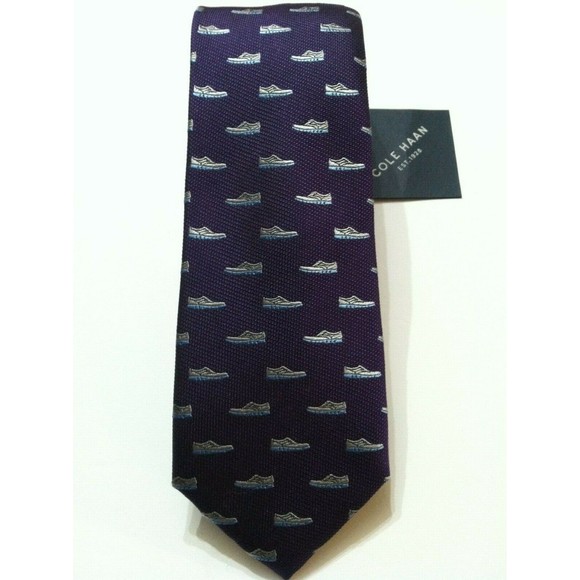 COLE HAAN MENS NEW PURPLE 100%SILK CLASSIC NECK TIE WIDTH: 2 7/8" - Picture 1 of 2